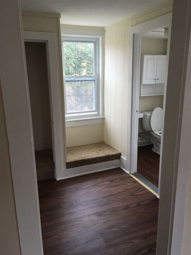 16 Riverside Dr unit 2, Ashland, NH 03217 - photo 2