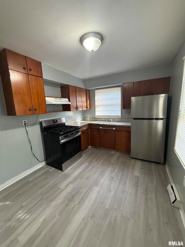 716 N Albert St, Macomb, IL 61455 - photo 4