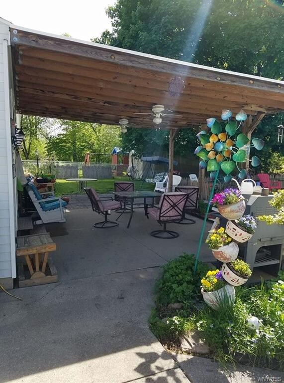 733 Fairmont Ave, North Tonawanda, NY 14120 - photo 4