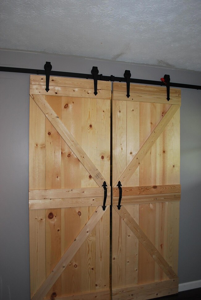 1520 Kingston Pike, Circleville, OH 43113 - photo 3