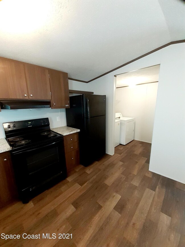 1632 Ridge Dr, Cocoa, FL 32926 - photo 6