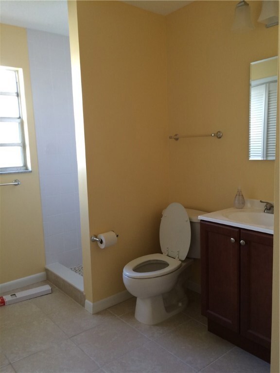 452 Mango Ave, Sebastian, FL 32958 - photo 6