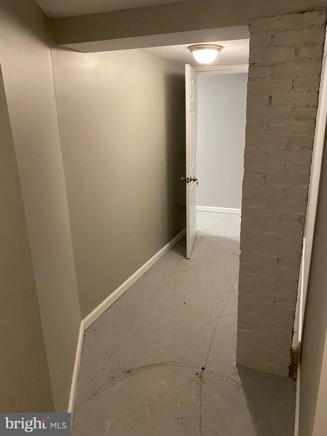 97 E Stewart Ave, Lansdowne, PA 19050 - photo 3