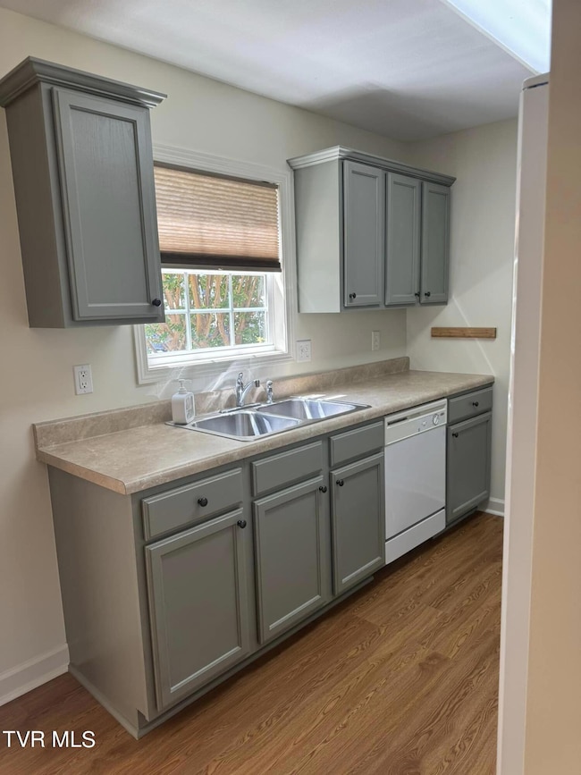 617 Hazel St unit 301, Johnson City, TN 37604 - photo 5