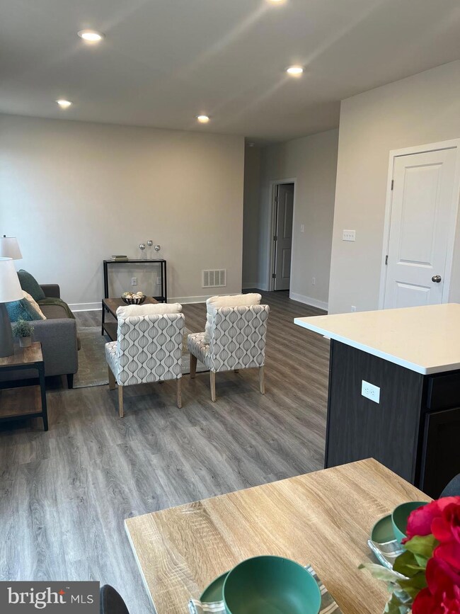 209 Danfield, Seaford, DE 19973 - photo 4