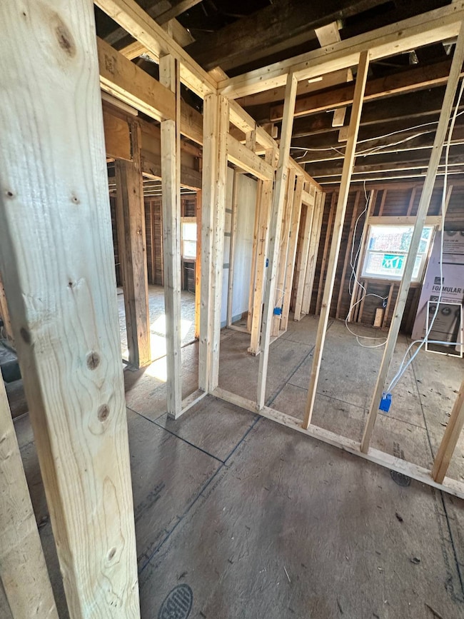 2147 Wilson Heights Ave, Charlotte, NC 28216 - photo 5