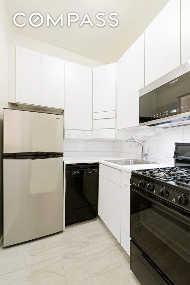405 E 82nd St unit 2J, New York, NY 10028 - photo 2