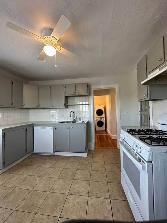 8 Prospect Ave unit 3, Woburn, MA 01801 - photo 3