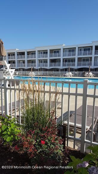 OC Side pool