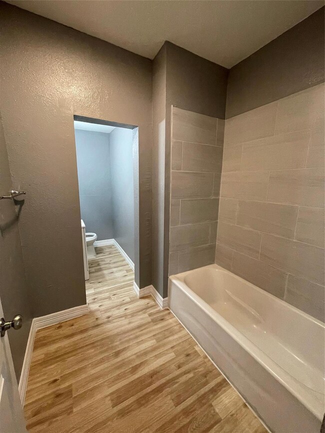 815 N Travis St, Sherman, TX 75090 - photo 7