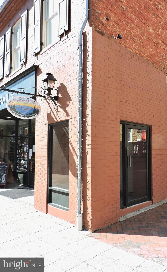 109 117 N Loudoun St unit 117, Winchester, VA 22601 - photo 3