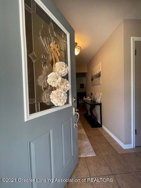 3342 Snowglen Ln, Lansing, MI 48917 - photo 4