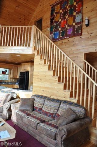 1115 Pepper Bush Rd, Purlear, NC 28665 - photo 2