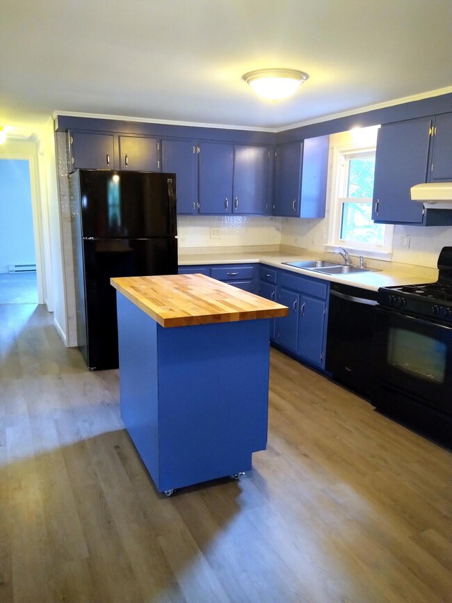 5 Devotion Ave, Sanford, ME 04073 - photo 6