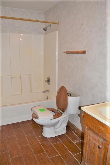 Full Bathroom on 1st Floor