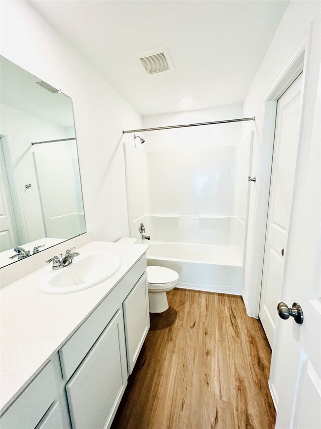 4118 Holland View Ln, Baytown, TX 77521 - photo 7