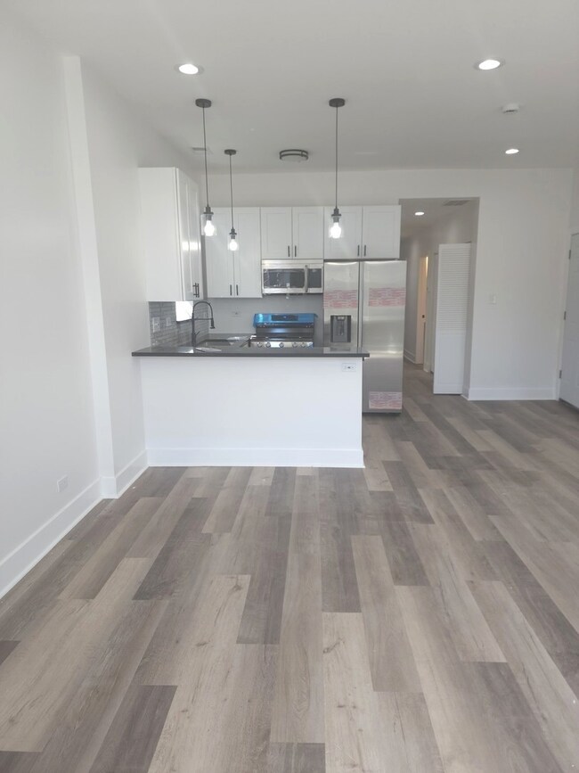 3626 W Grenshaw St, Chicago, IL 60624 - photo 3