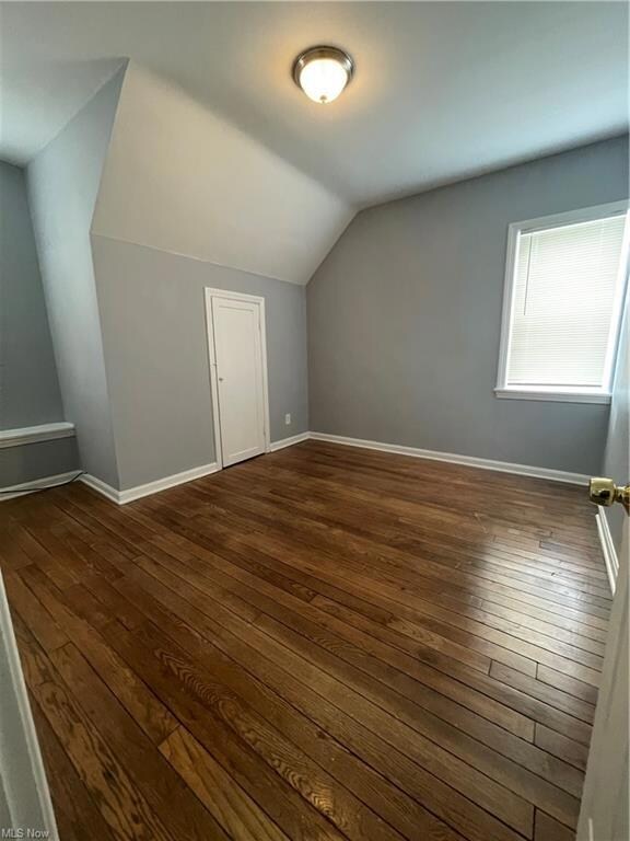 1459 E 294th St unit Up, Wickliffe, OH 44092 - photo 2