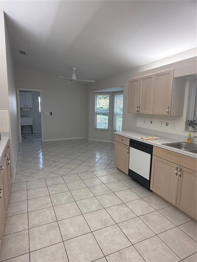 9050 SE 135th Loop, Summerfield, FL 34491 - photo 7