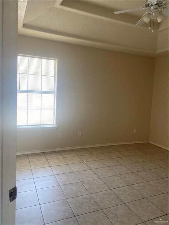 2618 Presidio Dr, Edinburg, TX 78539 - photo 6