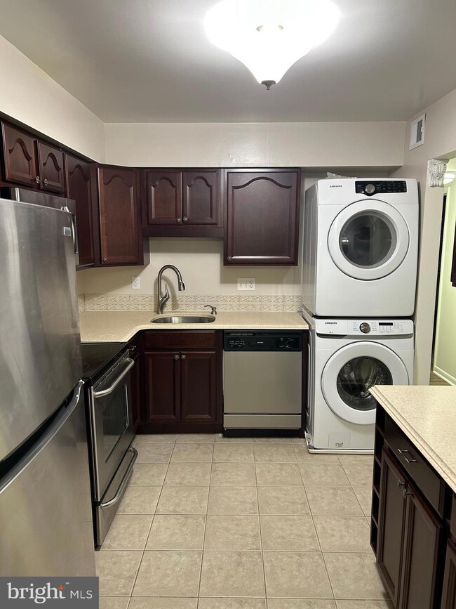 10630 Provincial Dr unit F, Manassas, VA 20109 - photo 7