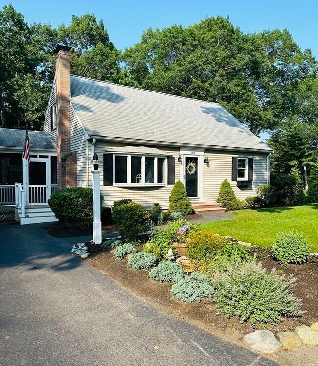 109 Howland Rd, Stoughton, MA 02072 - photo 3