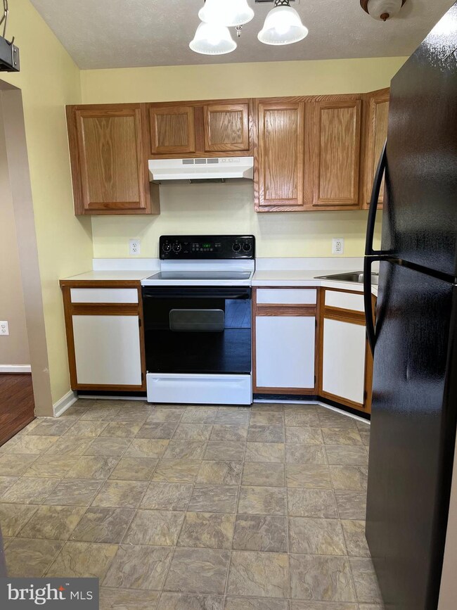 114 11 Timberlake Terrace unit 11, Stephens City, VA 22655 - photo 3