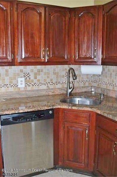 27 Columbus Dr unit 110, Franklin Township, NJ 08823 - photo 4