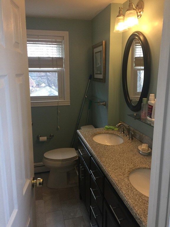 356 Quarry St, Quincy, MA 02169 - photo 4