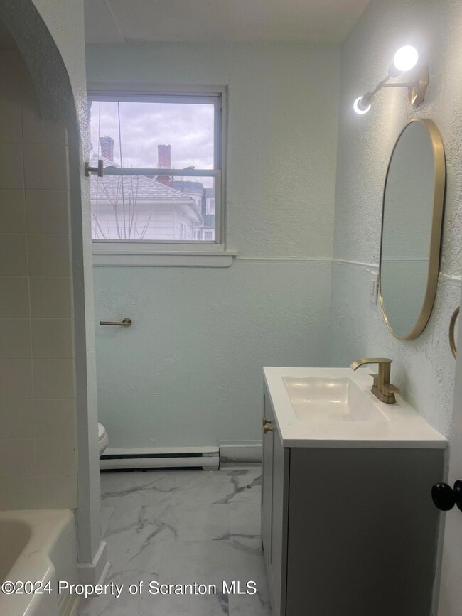 140 W River St unit C, Wilkes Barre, PA 18702 - photo 3