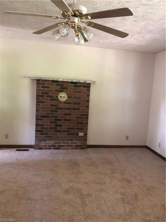 514 Warriner St, Reidsville, NC 27320 - photo 6