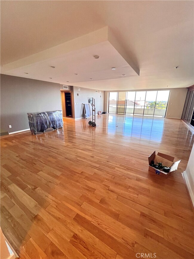 Wilshire Manning unit 609, Los Angeles, CA 90024 - photo 7