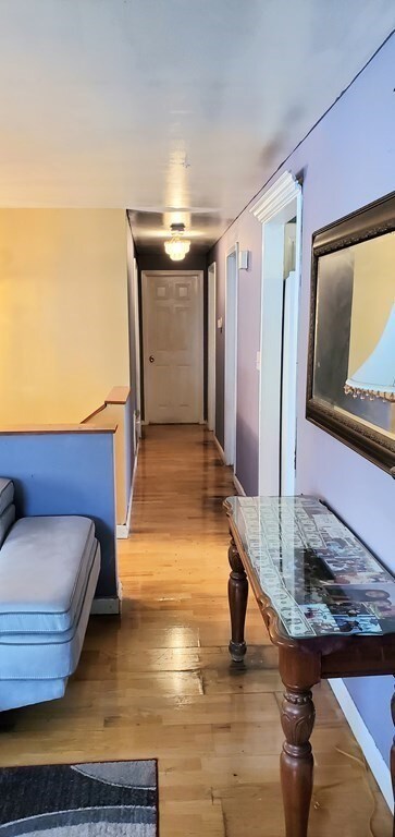 33 Newhall St, Lowell, MA 01852 - photo 6