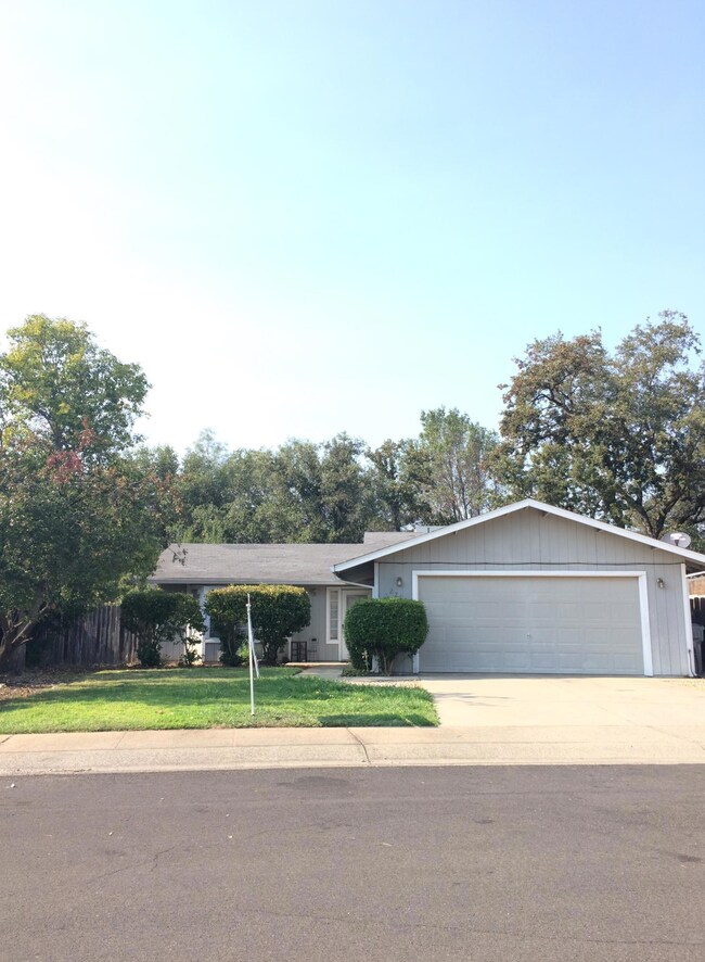 2250 Jessica Way, Redding, CA 96002 - photo 3