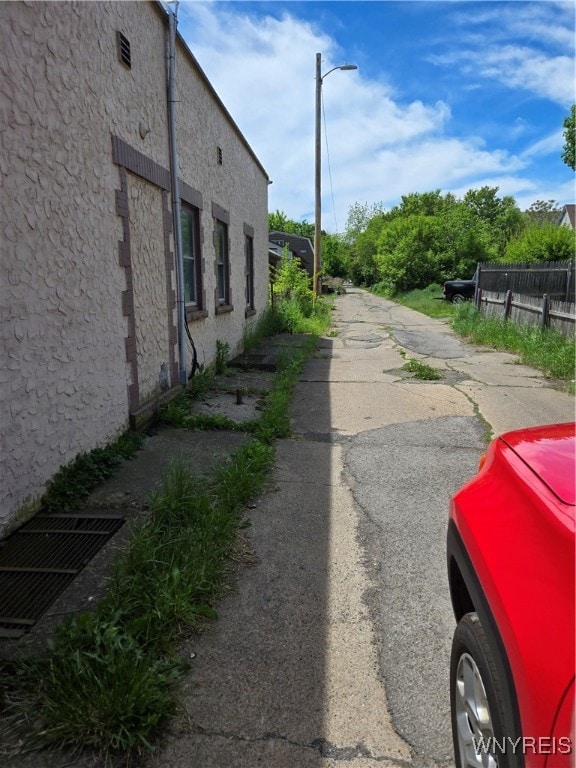 The alley which leads you to the 5 garages.
