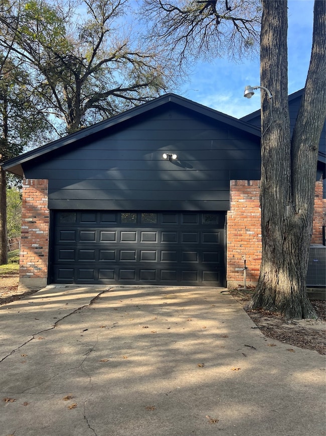 2944 King Cole Dr, Dallas, TX 75216 - photo 6