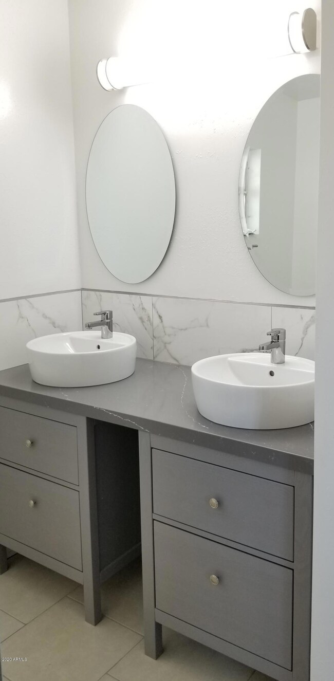 4th master bath