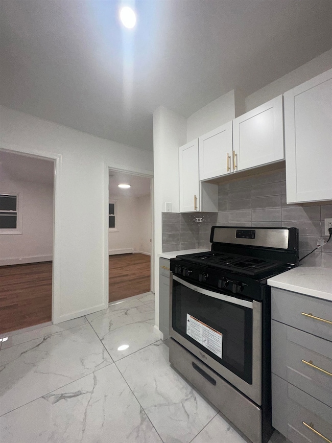 23 Valley Place unit 2, Edgewater, NJ 07020 - photo 3