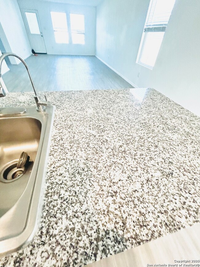 10415 Canard Crest, Converse, TX 78109 - photo 7