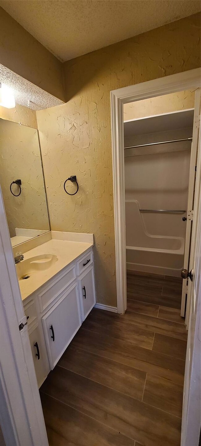 104 Spence Dr, Wylie, TX 75098 - photo 4