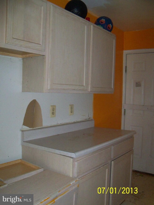 1149 N Calhoun St, Baltimore, MD 21217 - photo 5