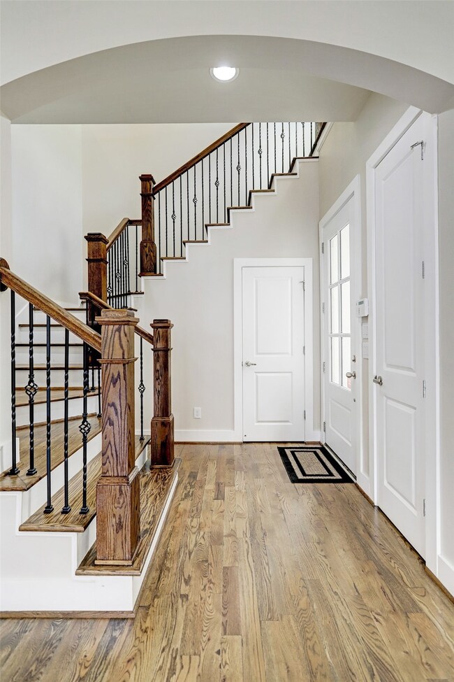 4207 Koehler St unit A, Houston, TX 77007 - photo 2