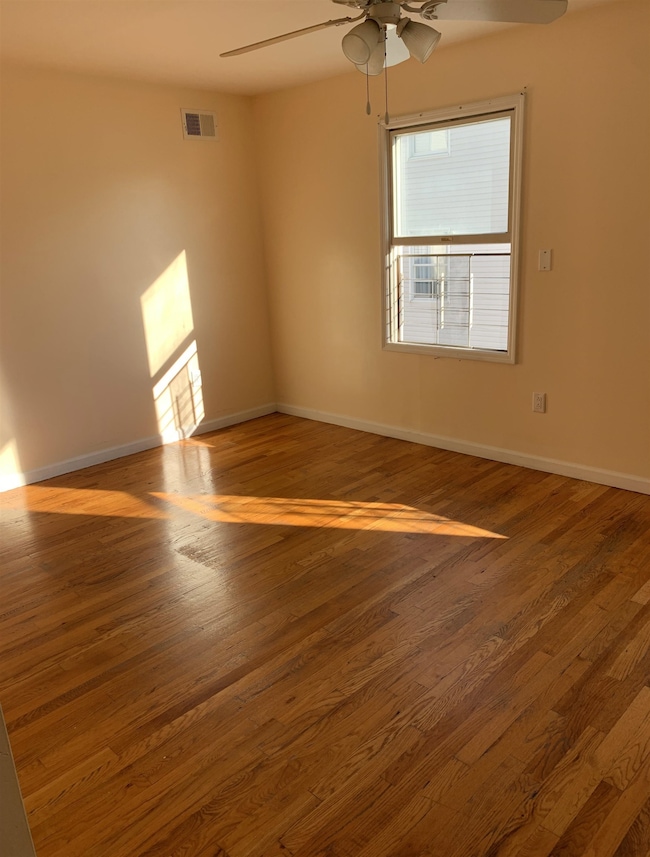 241 Orient Ave unit 1, Jersey City, NJ 07305 - photo 4