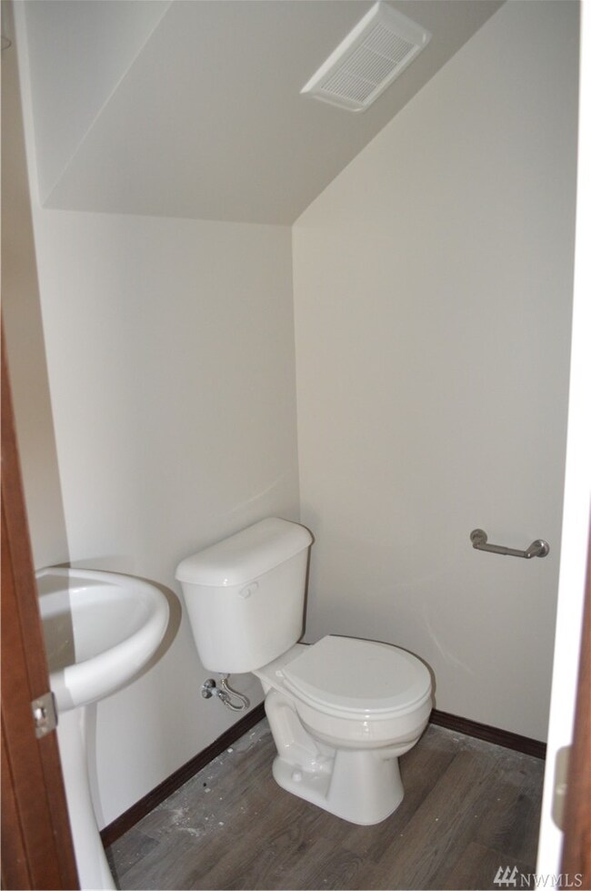 420 S Kansas Loop, East Wenatchee, WA 98802 - photo 4