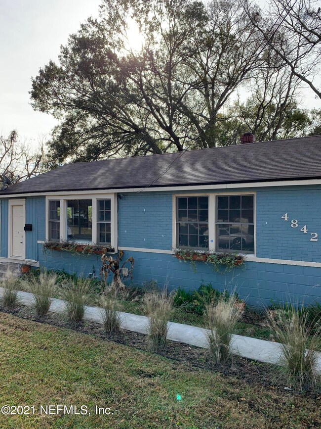 4842 Plymouth St, Jacksonville, FL 32205 - photo 2