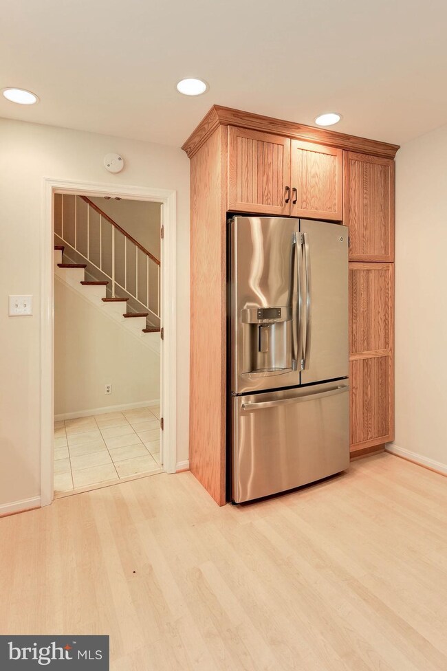 2309 N Glebe Rd, Arlington, VA 22207 - photo 6