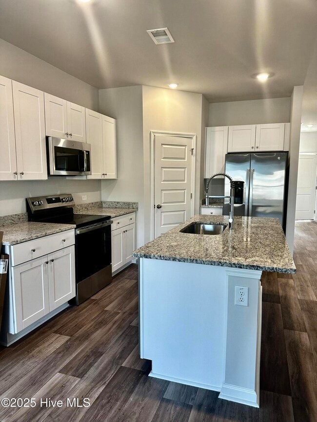 1741 Hunting Harris SW, Ocean Isle Beach, NC 28469 - photo 5