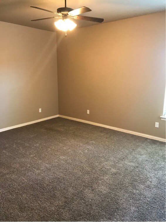 3009 Enchanted Rd unit 3011, Granbury, TX 76049 - photo 6