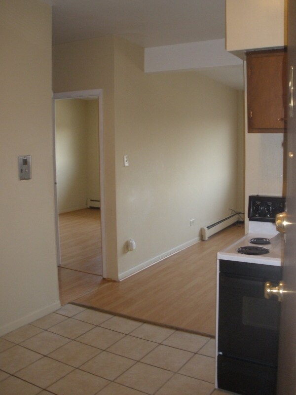 1213 N 34th Ave unit 3, Melrose Park, IL 60160 - photo 3