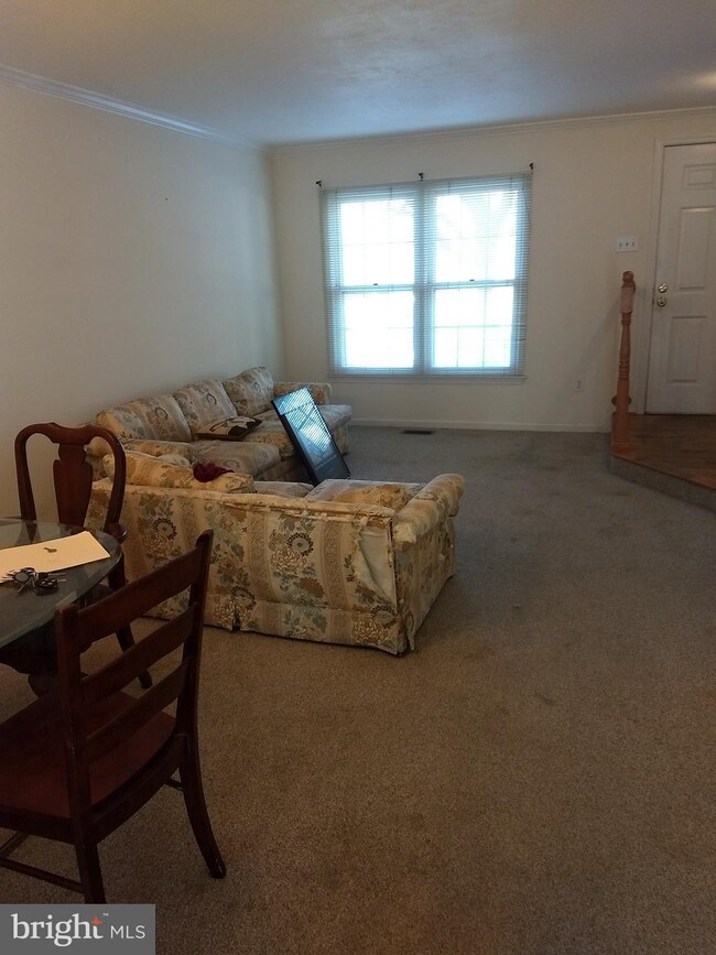 14011 Chestnut Ct, Laurel, MD 20707 - photo 3